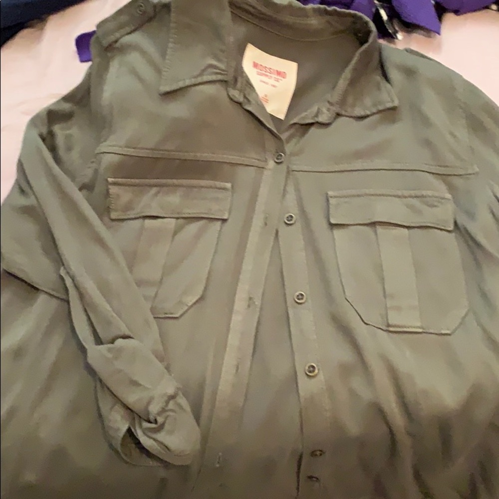 Long sleeve button down